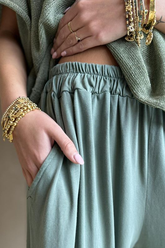 Jo Jo Quirky Classic Barrel Pant Khaki